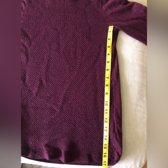 100% extra fine merino sweater in plum - Picture 4 of 6